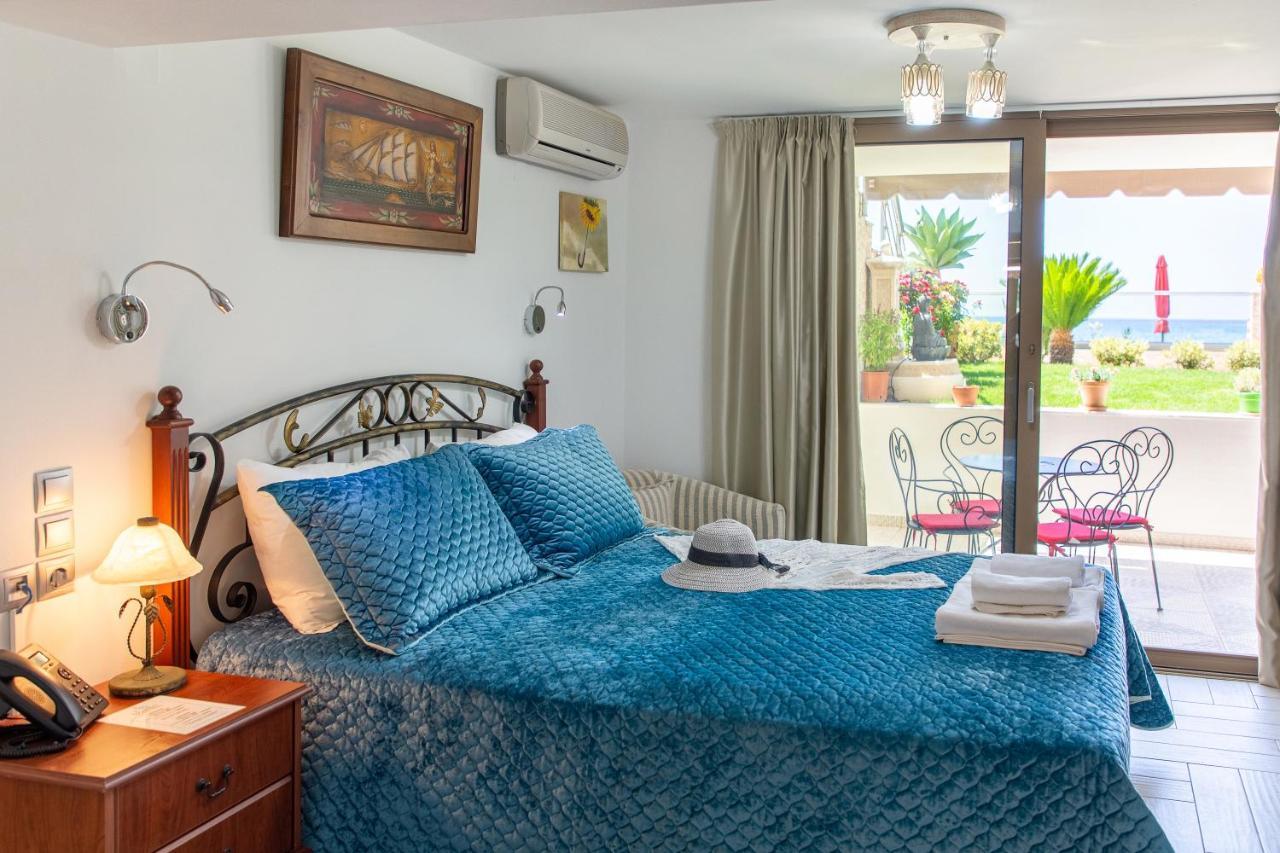Elimia Suites & Studios Makrýgialos Eksteriør billede