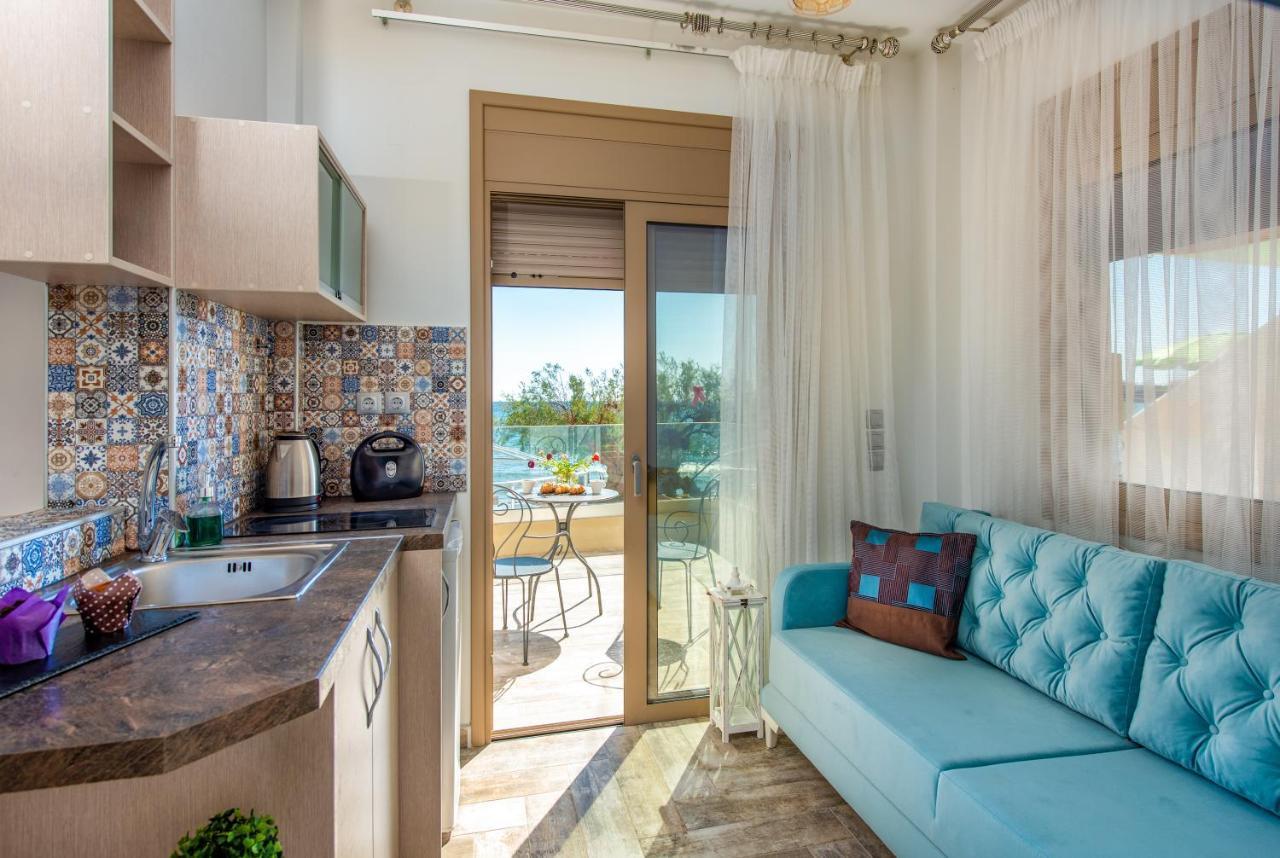 Elimia Suites & Studios Makrýgialos Eksteriør billede
